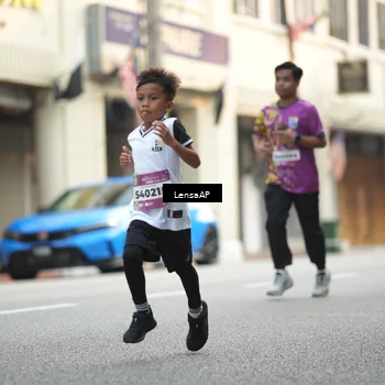Runner Photo 5873997