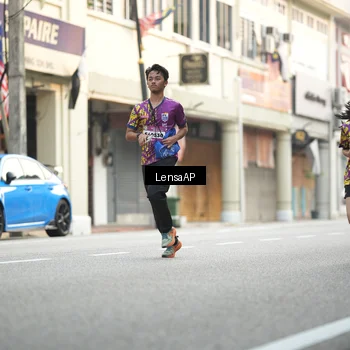 Runner Photo 5874015