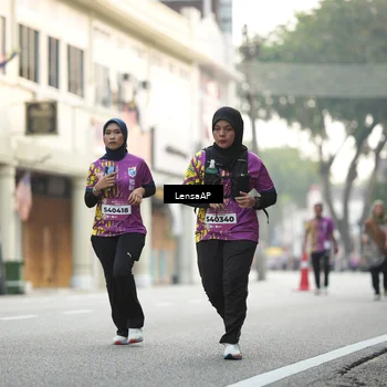 Runner Photo 5874031