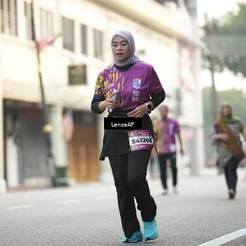 Runner Photo 5874033