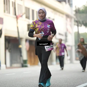 Runner Photo 5874036