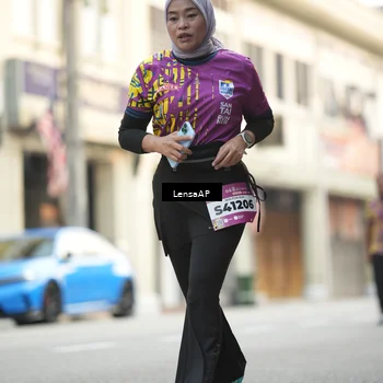 Runner Photo 5874037