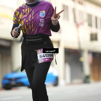 Runner Photo 5874045