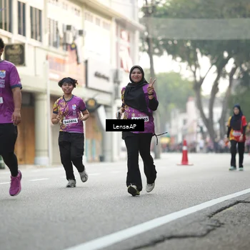 Runner Photo 5874072
