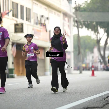 Runner Photo 5874080