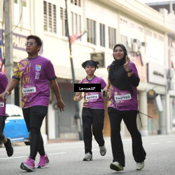 Runner Photo 5874082