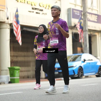 Runner Photo 5874103
