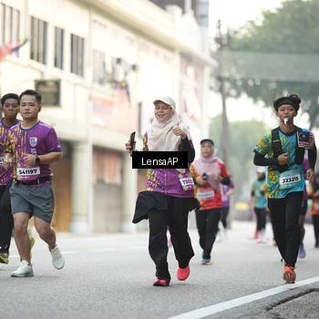 Runner Photo 5874130