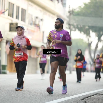 Runner Photo 5874135