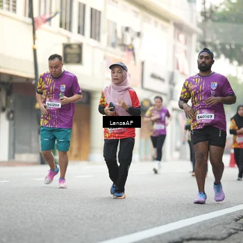 Runner Photo 5874138