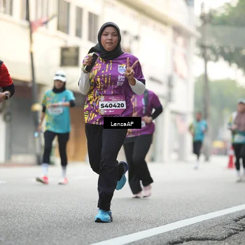 Runner Photo 5874176