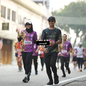Runner Photo 5874219