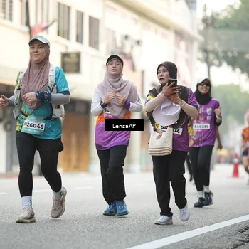 Runner Photo 5874224