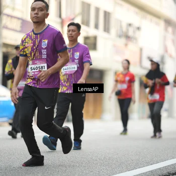 Runner Photo 5874234