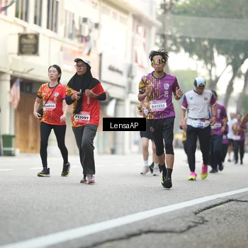 Runner Photo 5874237