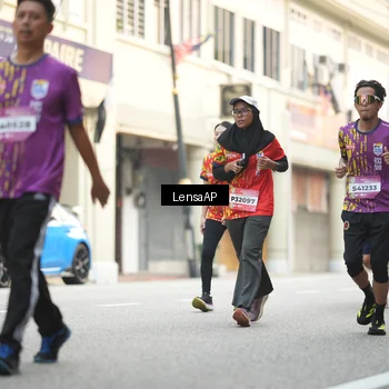 Runner Photo 5874239
