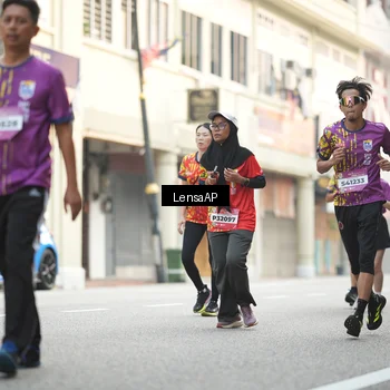 Runner Photo 5874242
