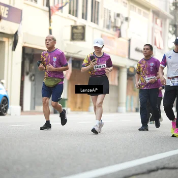 Runner Photo 5874254