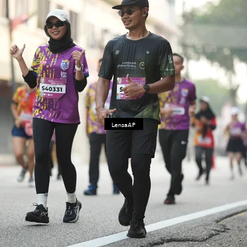 Runner Photo 5874257