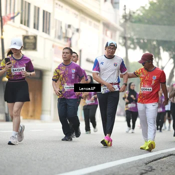 Runner Photo 5874263