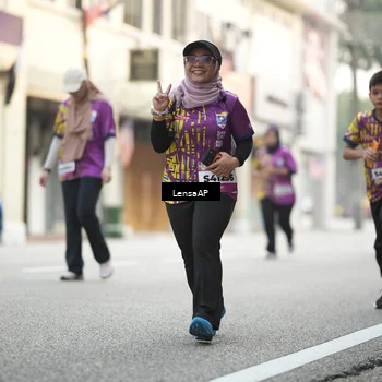 Runner Photo 5874296