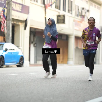 Runner Photo 5874325