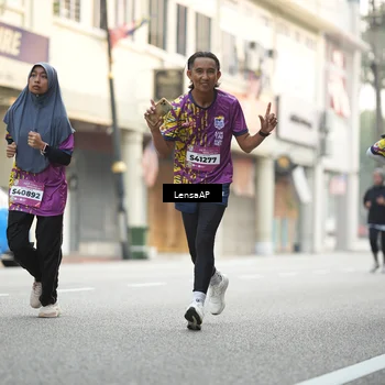 Runner Photo 5874329