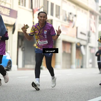 Runner Photo 5874333