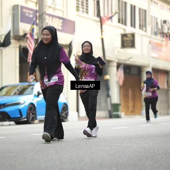 Runner Photo 5874368
