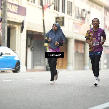 Runner Photo 5874369
