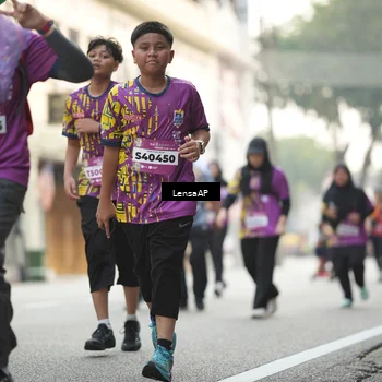 Runner Photo 5874400