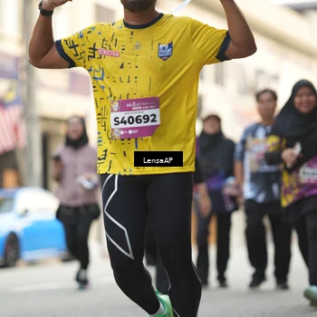 Runner Photo 5874417