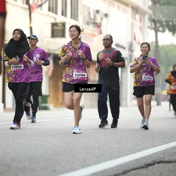 Runner Photo 5874491