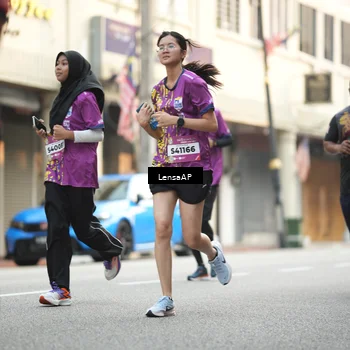 Runner Photo 5874492