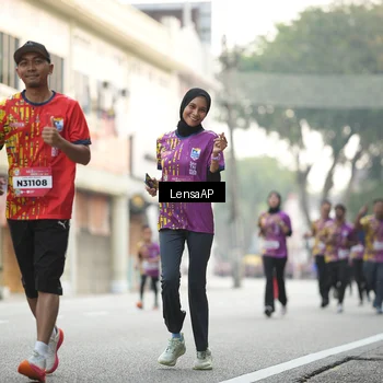 Runner Photo 5874523