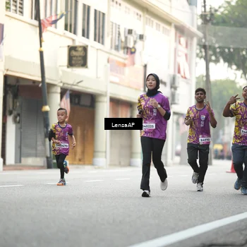 Runner Photo 5874543