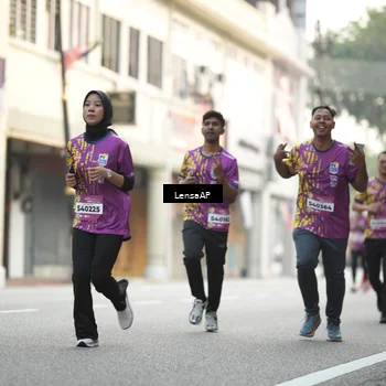 Runner Photo 5874555