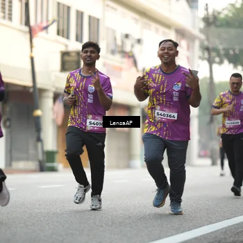 Runner Photo 5874558