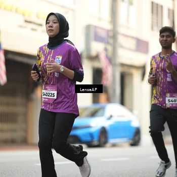 Runner Photo 5874561