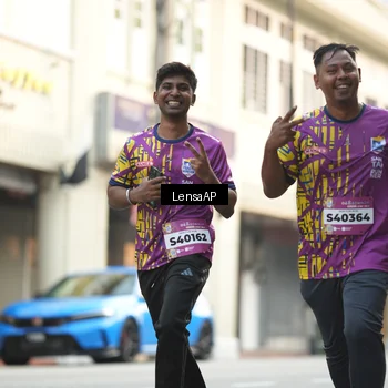 Runner Photo 5874571