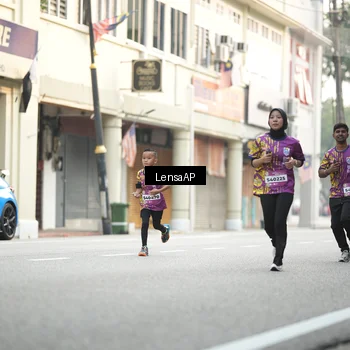 Runner Photo 5874585