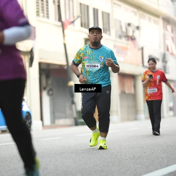 Runner Photo 5874649