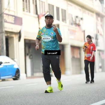 Runner Photo 5874655