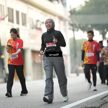 Runner Photo 5874668