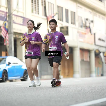 Runner Photo 5874687