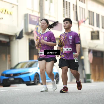 Runner Photo 5874692