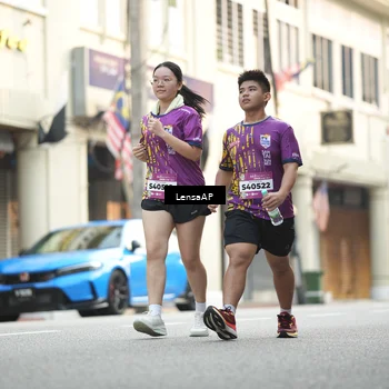 Runner Photo 5874696