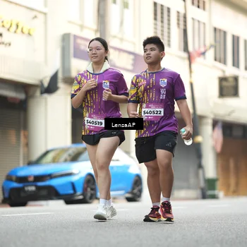 Runner Photo 5874697
