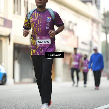 Runner Photo 5874713