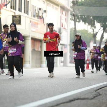 Runner Photo 5874723
